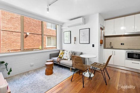 Property photo of 2/405 Dandenong Road Armadale VIC 3143