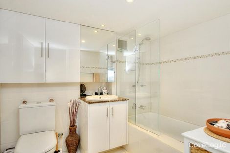 Property photo of 82/32 Riverview Parade Surfers Paradise QLD 4217