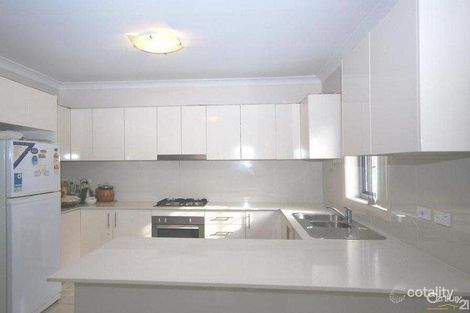 Property photo of 9/98-100 Smart Street Fairfield NSW 2165