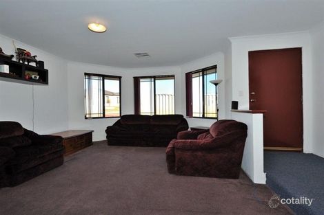 Property photo of 5 Nenagh Close Orelia WA 6167