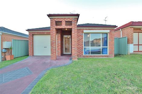Property photo of 4 Chestnut Crescent Prestons NSW 2170