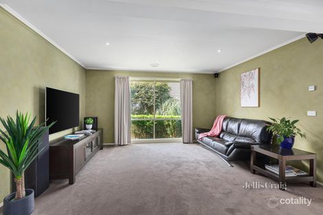 Property photo of 16 Westminster Close Blackburn South VIC 3130