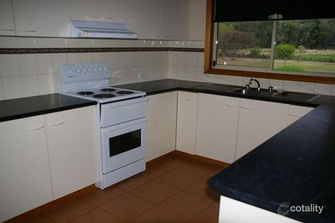 Property photo of 12 Clematis Drive Halls Gap VIC 3381