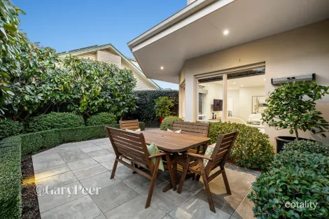 Property photo of 2/1 St Vincent Street Caulfield East VIC 3145