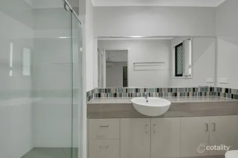 Property photo of 20 Wedgetail Road Clinton QLD 4680