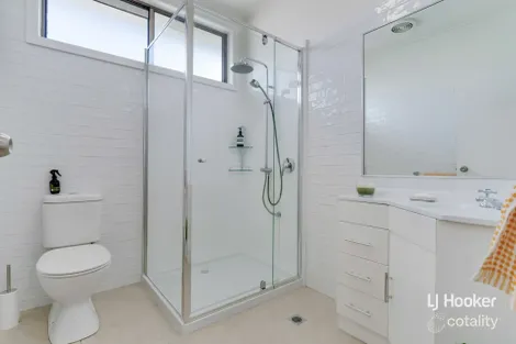 Property photo of 11 Sutherland Street Broadford VIC 3658