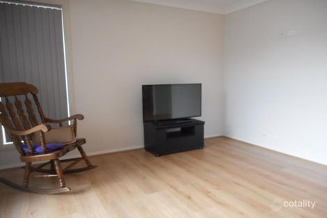Property photo of 4 Neva Street Glenfield NSW 2167