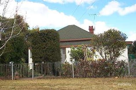 6 Wallace St, Newtown, QLD 4350