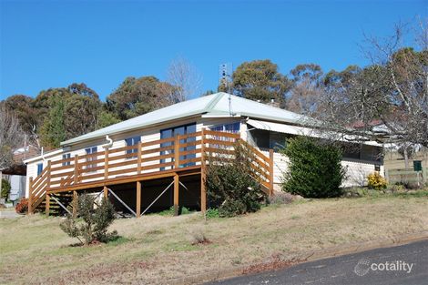 Property photo of 17S Middle Street Walcha NSW 2354