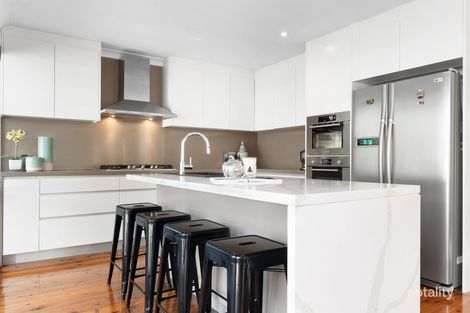 Property photo of 8 Toolang Road St Ives NSW 2075
