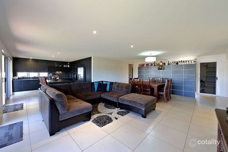 Property photo of 4 Camplin Court Branyan QLD 4670