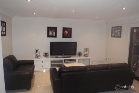 Property photo of 7 Fernleigh Place Glen Alpine NSW 2560