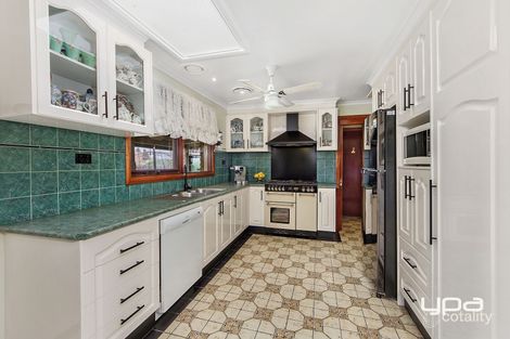 Property photo of 9 Helen Street St Albans VIC 3021