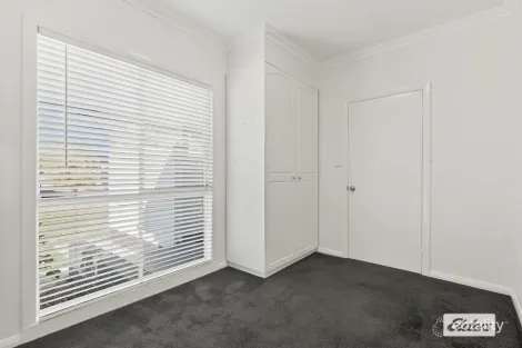 Property photo of 262 Plover Street North Albury NSW 2640