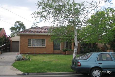 Property photo of 23 Wickham Grove Strathmore VIC 3041