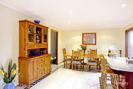 Property photo of 9 Rushden Close Bell Post Hill VIC 3215