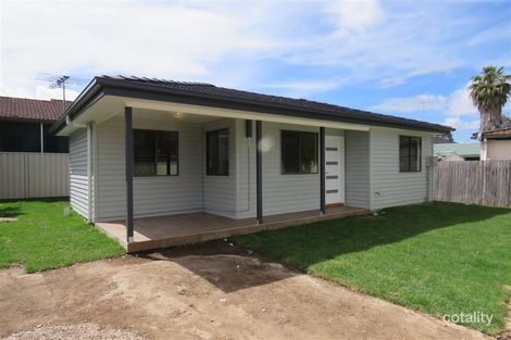 13 Elm St, North St Marys, NSW 2760