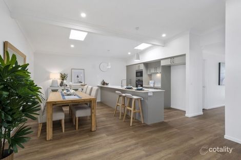 Property photo of 81/2 Spinnaker Drive Sandstone Point QLD 4511