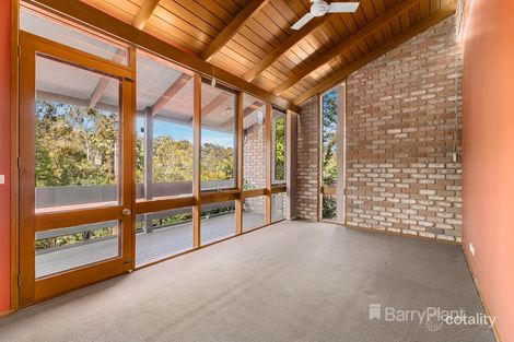 Property photo of 123 Thompson Crescent Research VIC 3095