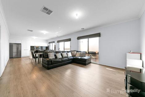 Property photo of 93 Castillo Avenue Clyde North VIC 3978