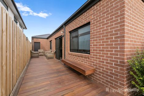 Property photo of 93 Castillo Avenue Clyde North VIC 3978