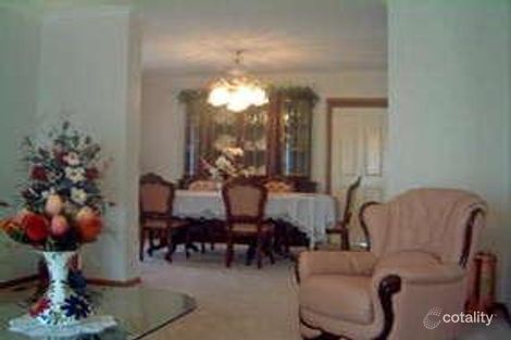 Property photo of 3 Renwarl Close Berwick VIC 3806