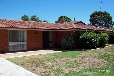 7 Lawrence St, Gosnells, WA 6110