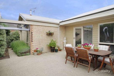 2a Urana St, Newtown, VIC 3220