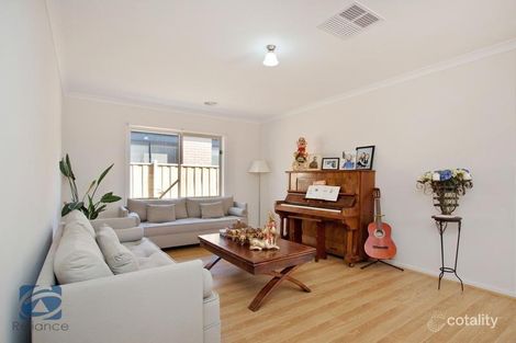 Property photo of 8 Gregson Grove Lyndhurst VIC 3975