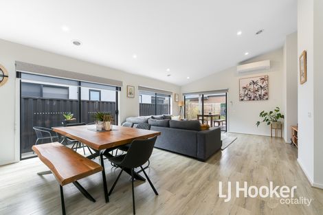 Property photo of 41 Brittle Gum Road Cranbourne East VIC 3977