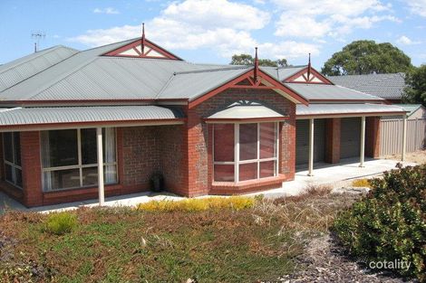 2 Davoren Ct, Victor Harbor, SA 5211