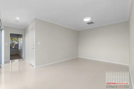 Property photo of 129 Bordeaux Lane Ellenbrook WA 6069