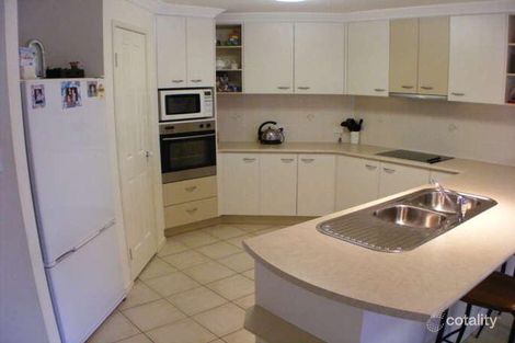 Property photo of 5 Saint James Place Flinders View QLD 4305