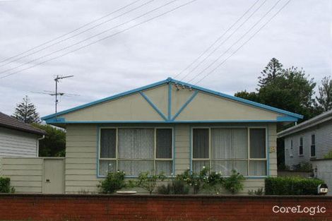 Property photo of 18 Brown Street Redhead NSW 2290