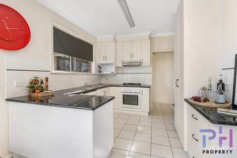 Property photo of 1 Cambrian Court Flora Hill VIC 3550