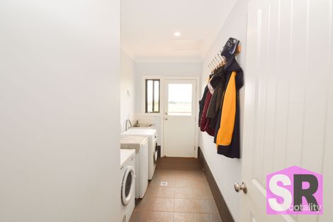 Property photo of 13 Lakeview Road Guyra NSW 2365