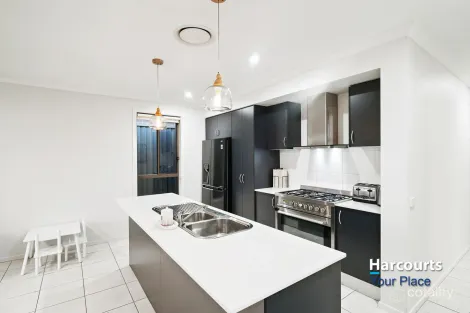 Property photo of 11 Flagship Ridge Jordan Springs NSW 2747
