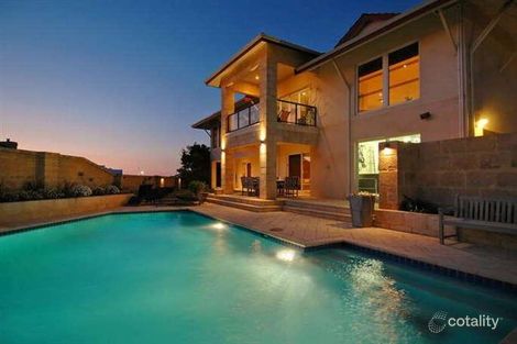 2 The Corniche, Hillarys, WA 6025