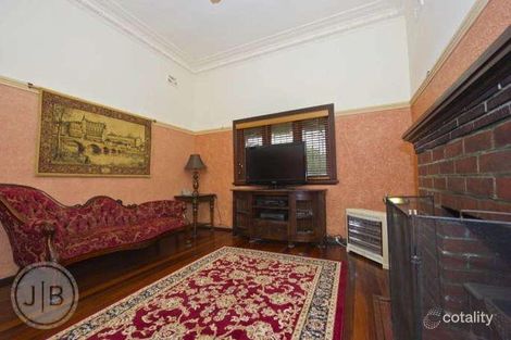 Property photo of 107 Gwenyfred Road Kensington WA 6151