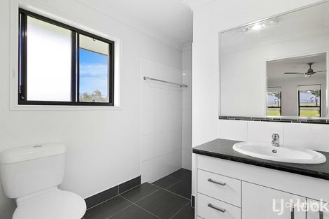 Property photo of 8 Niclintel Place Oakhurst QLD 4650