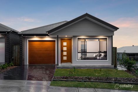 14a Mclaurin Ave, Oran Park, NSW 2570