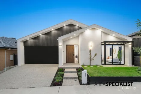 36 Rica Rd, Pakenham, VIC 3810