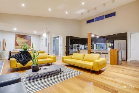 Property photo of 104 Overport Road Frankston South VIC 3199