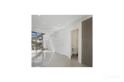 Property photo of 95 Andrew Street Wynnum QLD 4178