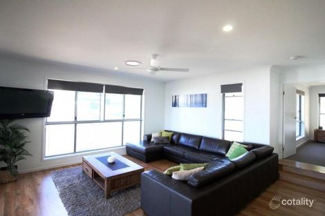 7 Highland Tce, Little Mountain, QLD 4551