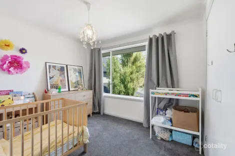 Property photo of 6 Benjamin Court Lenah Valley TAS 7008