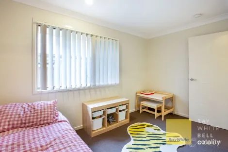 Property photo of 2/10 Haystack Close Park Ridge QLD 4125