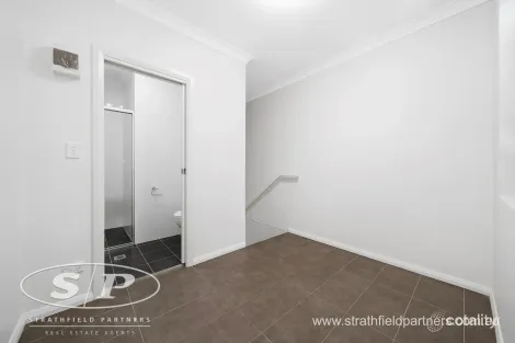 Property photo of 20A Centenary Road Merrylands NSW 2160