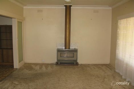 Property photo of 60 Walteela Avenue Mount Austin NSW 2650