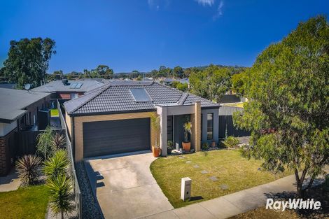 Property photo of 7 Keewong Drive Strathfieldsaye VIC 3551